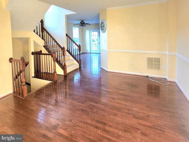 Building Photo - 25420 Indian Hill Cir