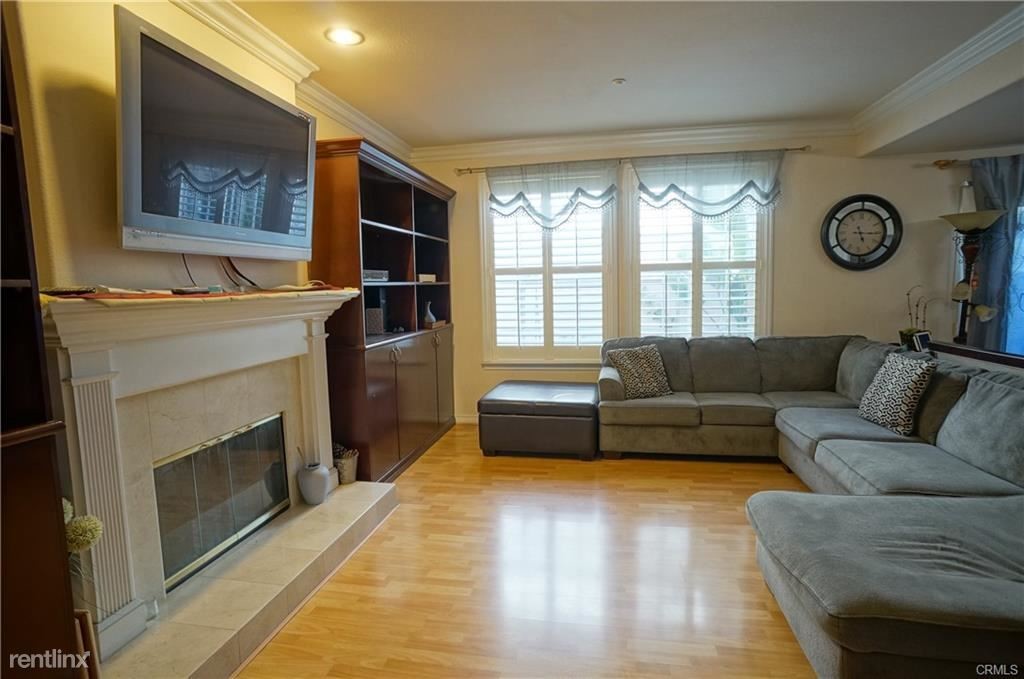 Primary Photo - 4 br, 3 bath Condo - 417 California St Unit D
