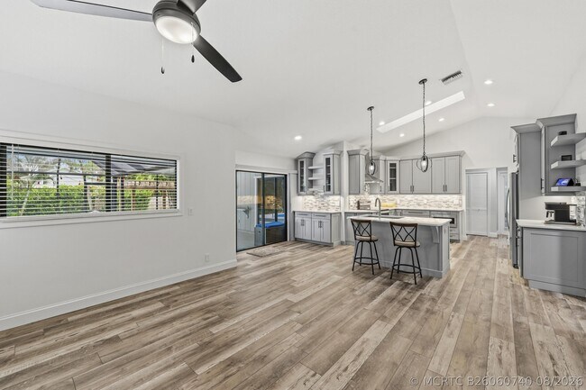 Foto del edificio - 15833 118th Terrace N