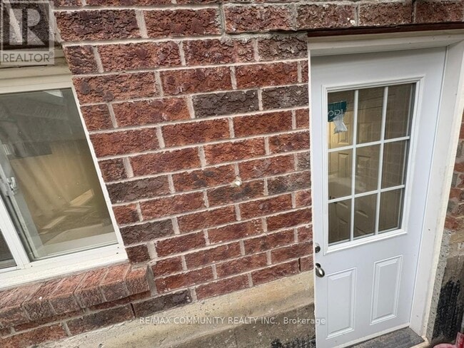 Building Photo - 25 Freer Crescent