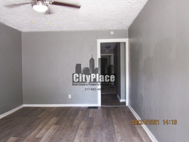 Foto del edificio - 2320 E 36th St