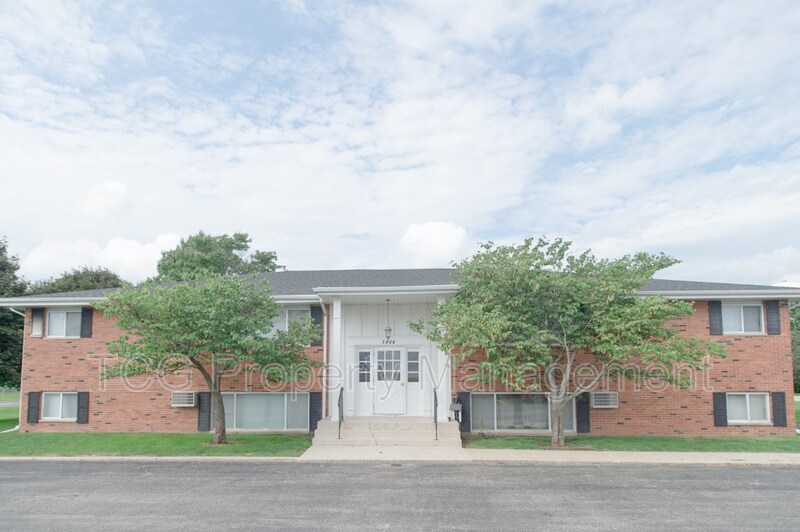 1443 Catherine St Unit Apt 3, Ottawa, IL 61350 - Condo for Rent in