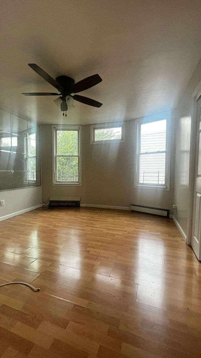 LIVING ROOM - 197 Myrtle Ave