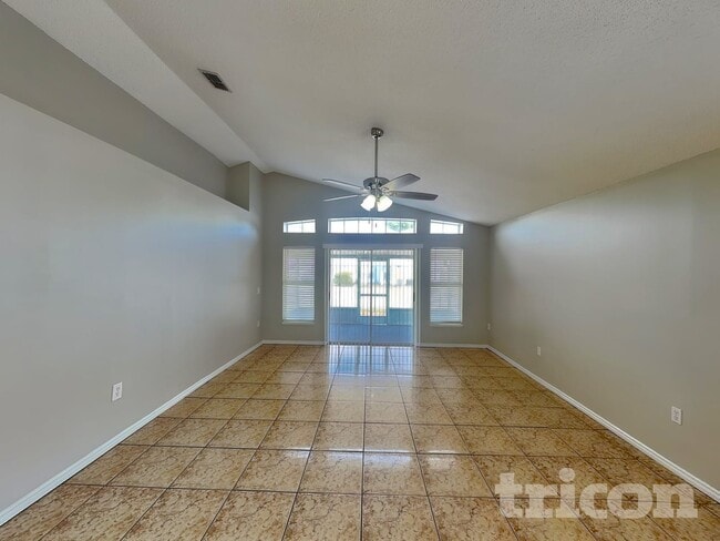 Foto del edificio - 12617 Parkbury Dr