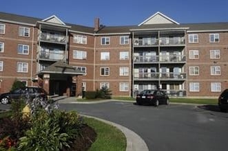 Building Photo - Greenpark Suites