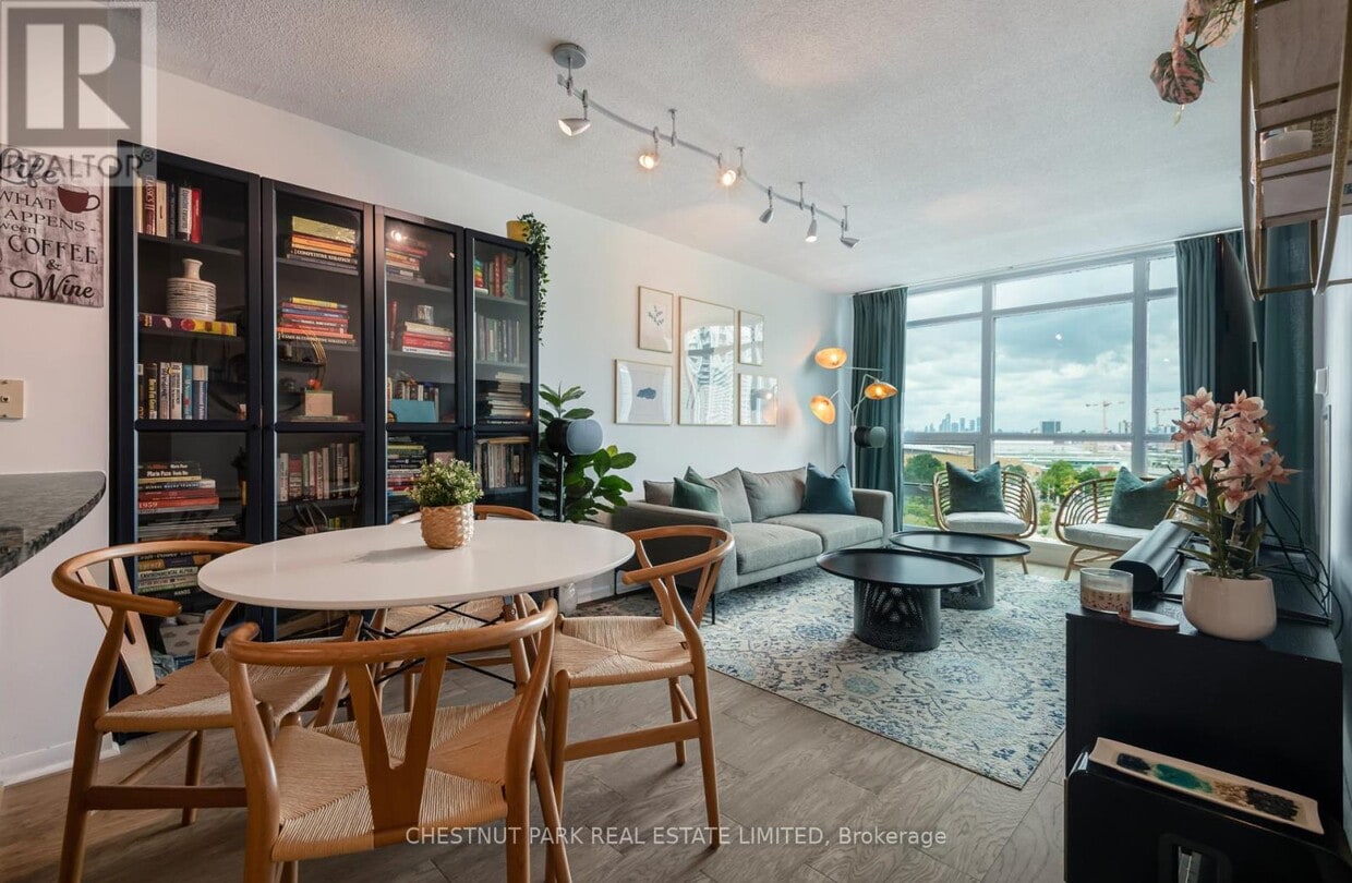 Photo principale - 231-1231 Fort York Blvd