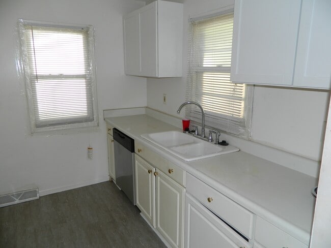 Foto del edificio - 4424 SE 8th St