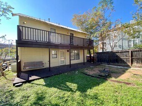 Building Photo - 407 E 30th St