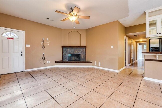 Building Photo - 15502 Enid Dr