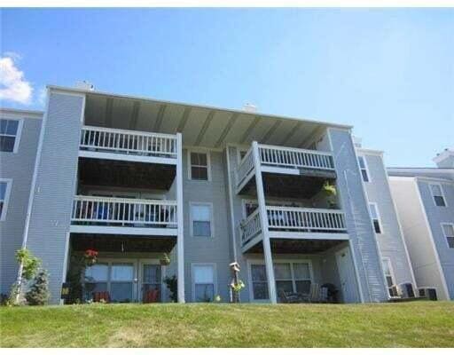 Building Photo - 123 Fieldcrest St
