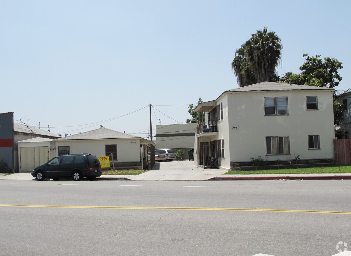 Primary Photo - 4982 & 4986 Southern Ave