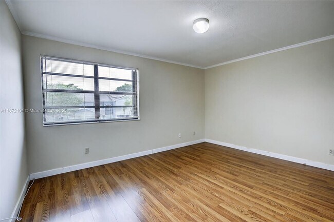 Foto del edificio - 388 NW 103rd Terrace