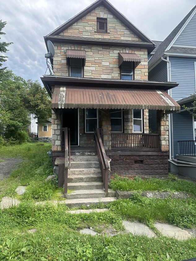 Primary Photo - 510 Harrison Ave