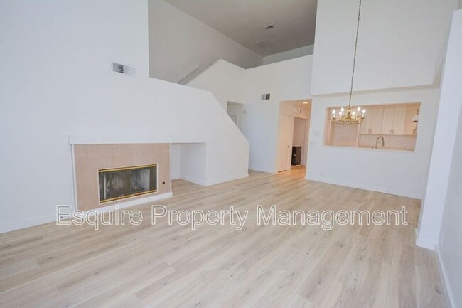 Building Photo - 1159 Oyster Pl