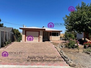 Building Photo - 540 Palms Dr