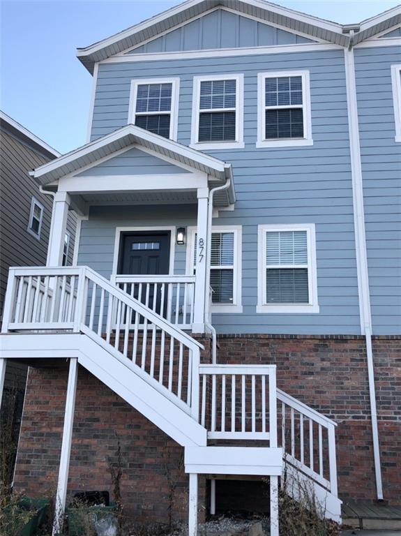 Foto principal - 877 W North St