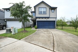 Building Photo - 104 Camelot Pl Ct