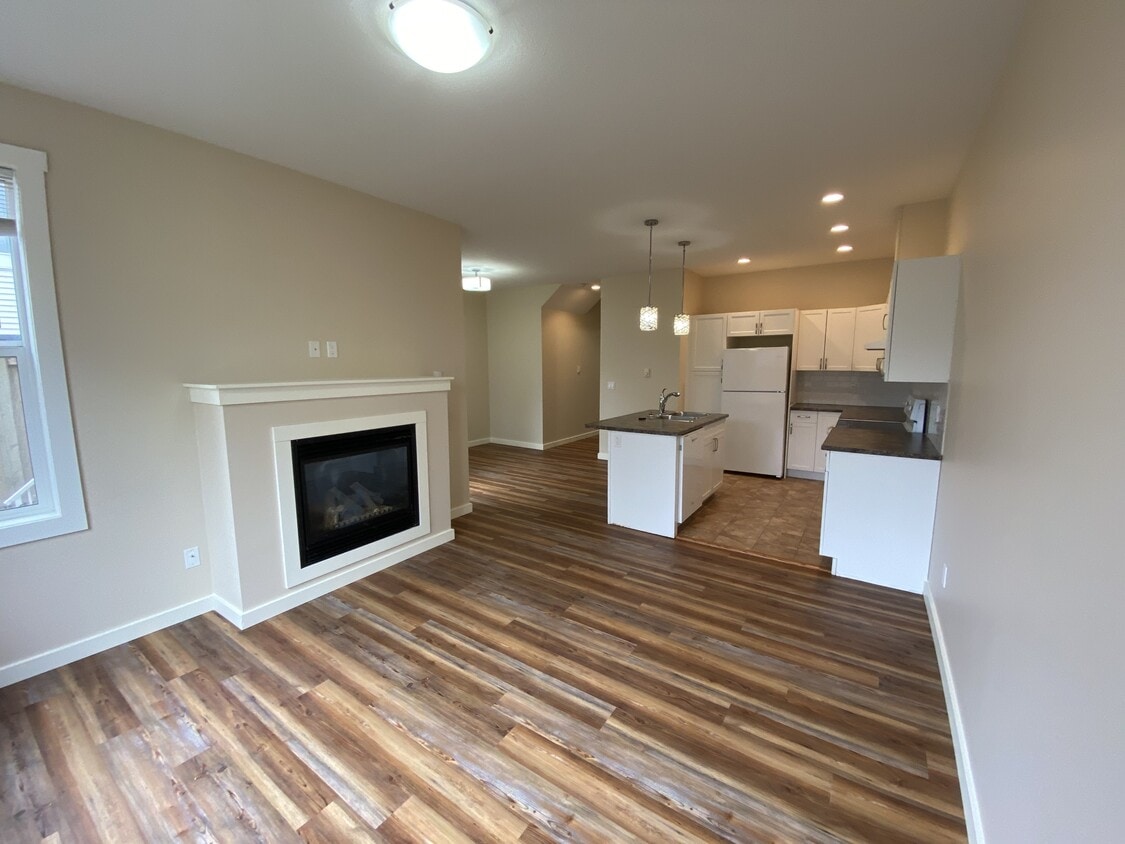 Photo principale - 1616-1688 88 Ave