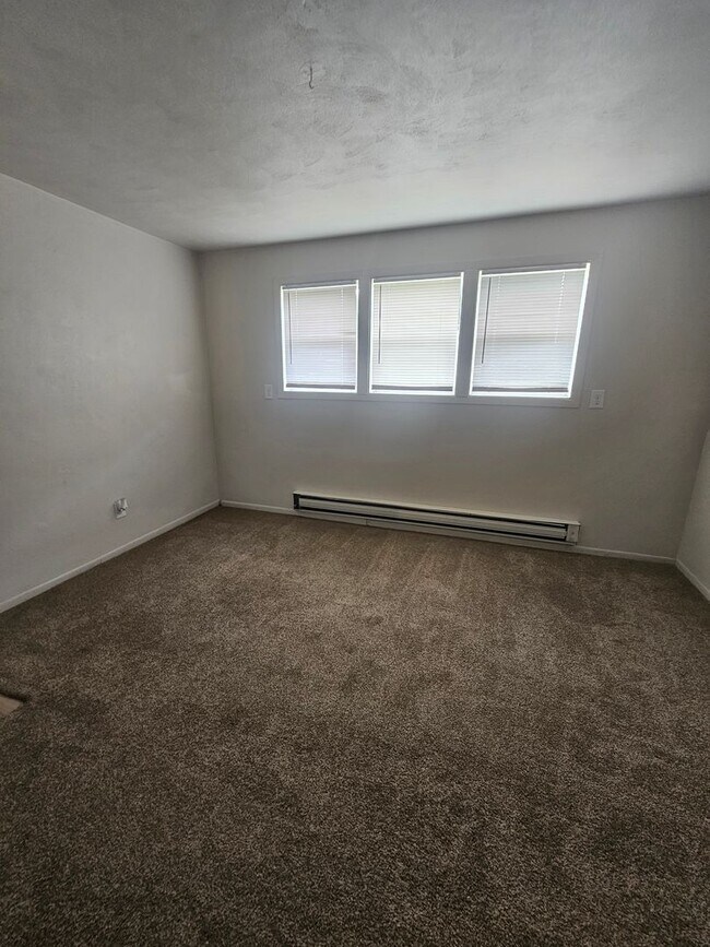 Foto del edificio - 401-407 SW 8th St.