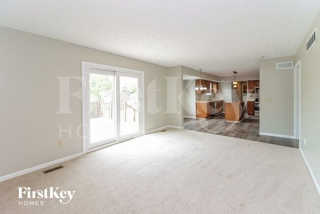 Foto del edificio - 6163 Juneberry Ct