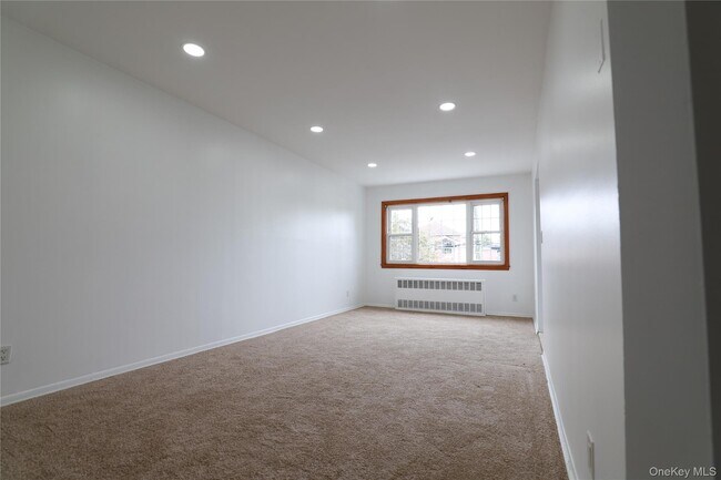 Foto del edificio - 40-17 203rd St