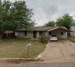 Building Photo - 858 N San Jose Dr