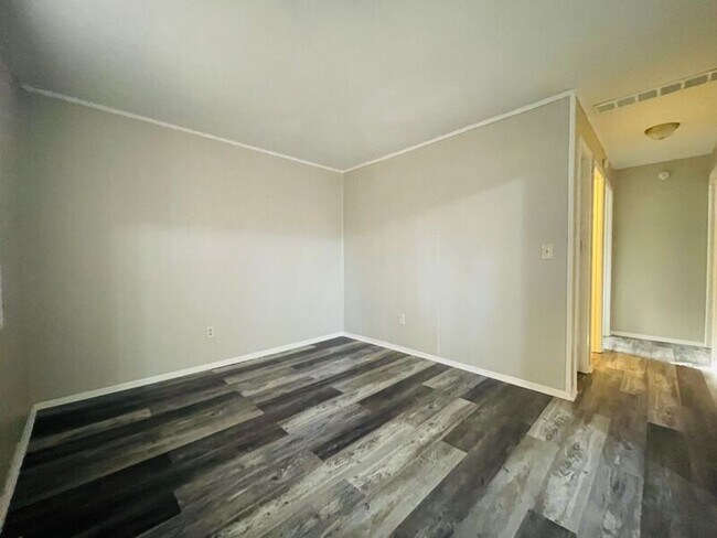 Foto del edificio - 225 SE 121st Rd