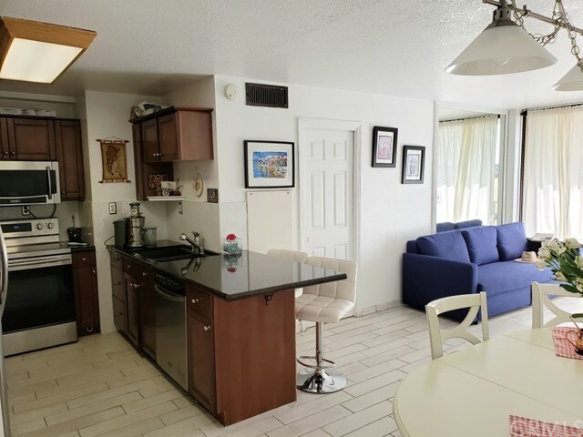 Building Photo - 1750 E Ocean Blvd