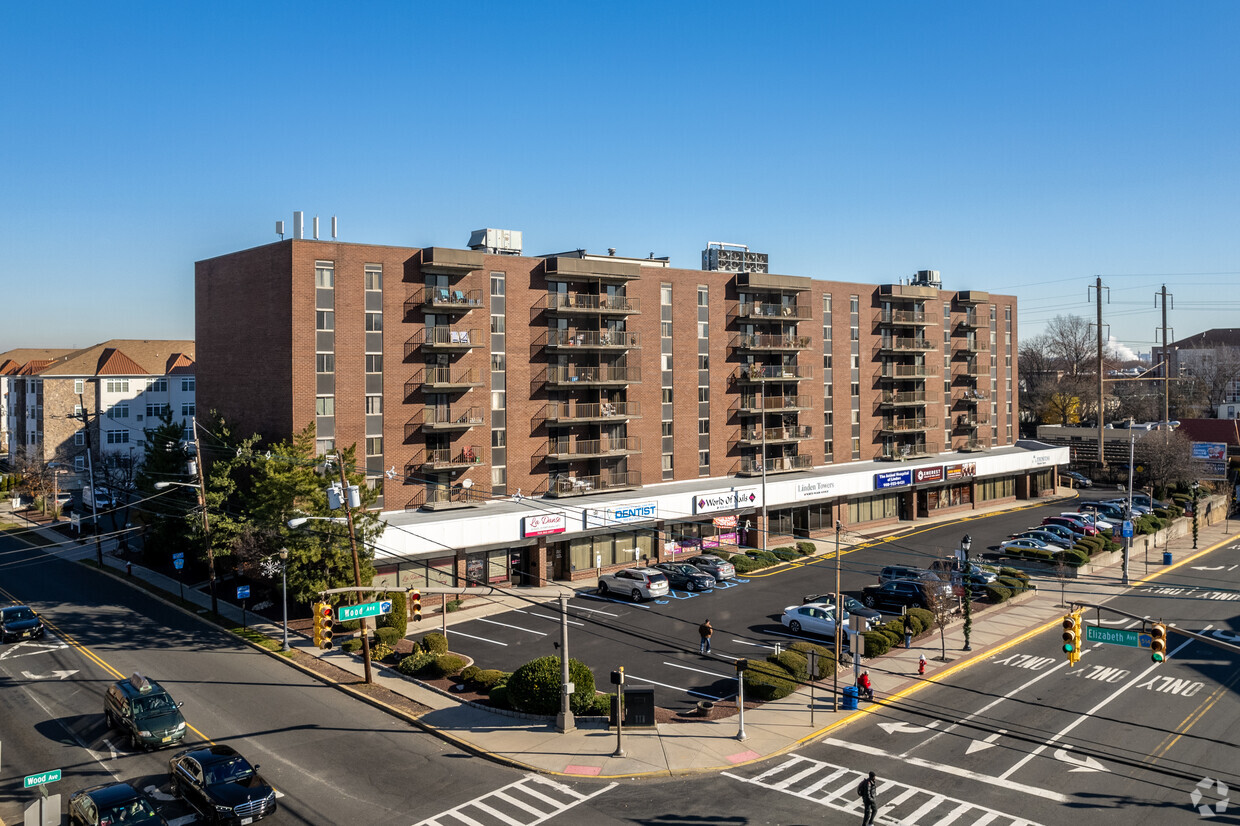 Primary Photo - Linden Tower Condominiums