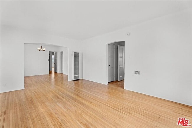 Building Photo - 228 3rd Ave