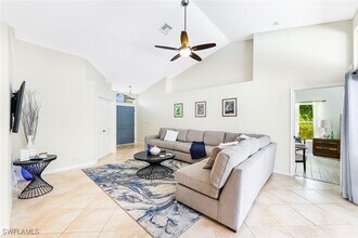 Building Photo - 589 Lambton Ln