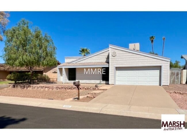Building Photo - VERY NICE 3 BEDROOM HOME IN TEMPE!