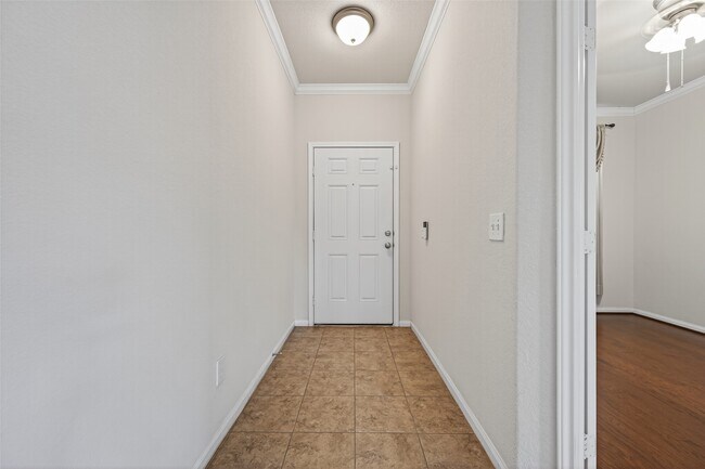 Building Photo - 15410 Grand Sage Dr