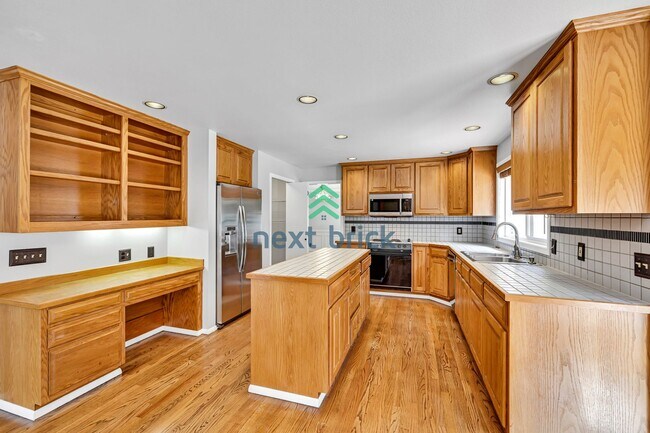 Foto del edificio - Beautiful 4 Bed 2.5 Bath single family hou...