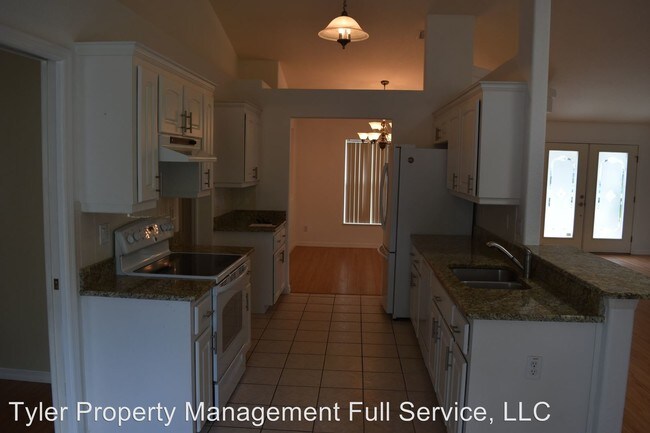 Building Photo - 3 br, 2 bath House - 521 Harbour Lights Dr