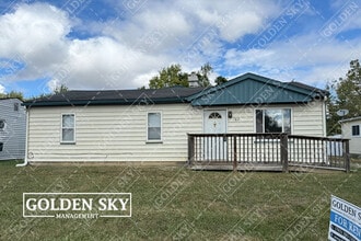 Building Photo - 1812 E Carver Dr
