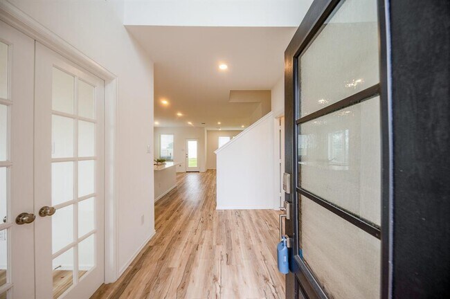 Foto del edificio - 5808 Knox Lndg Dr