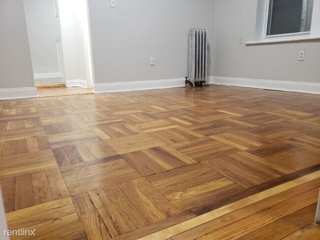 Foto del edificio - 5105 Hudson Ave