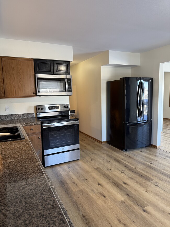 Kitchen - 440 Hi View Dr