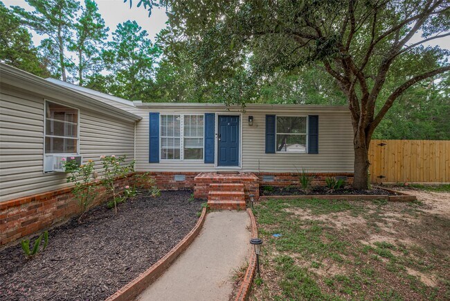 Foto del edificio - 16282 Wild Oak Ln