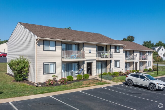 Building Photo - Rolling Hills Apartments