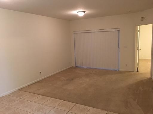 Building Photo - 1169 Golden Lakes Blvd