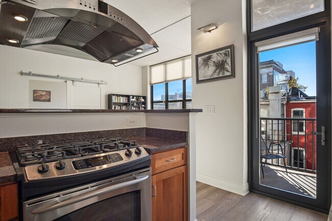 Foto del edificio - 2020 12th St NW