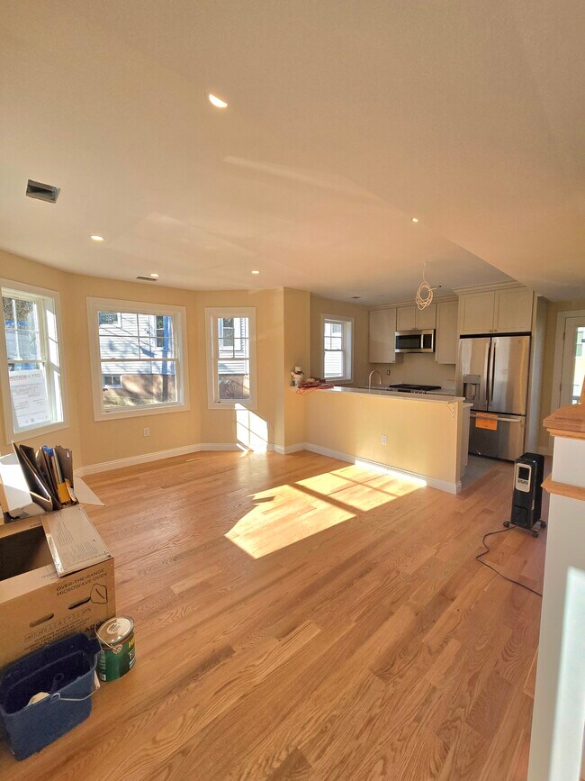 Building Photo - 3 Glenley Ter