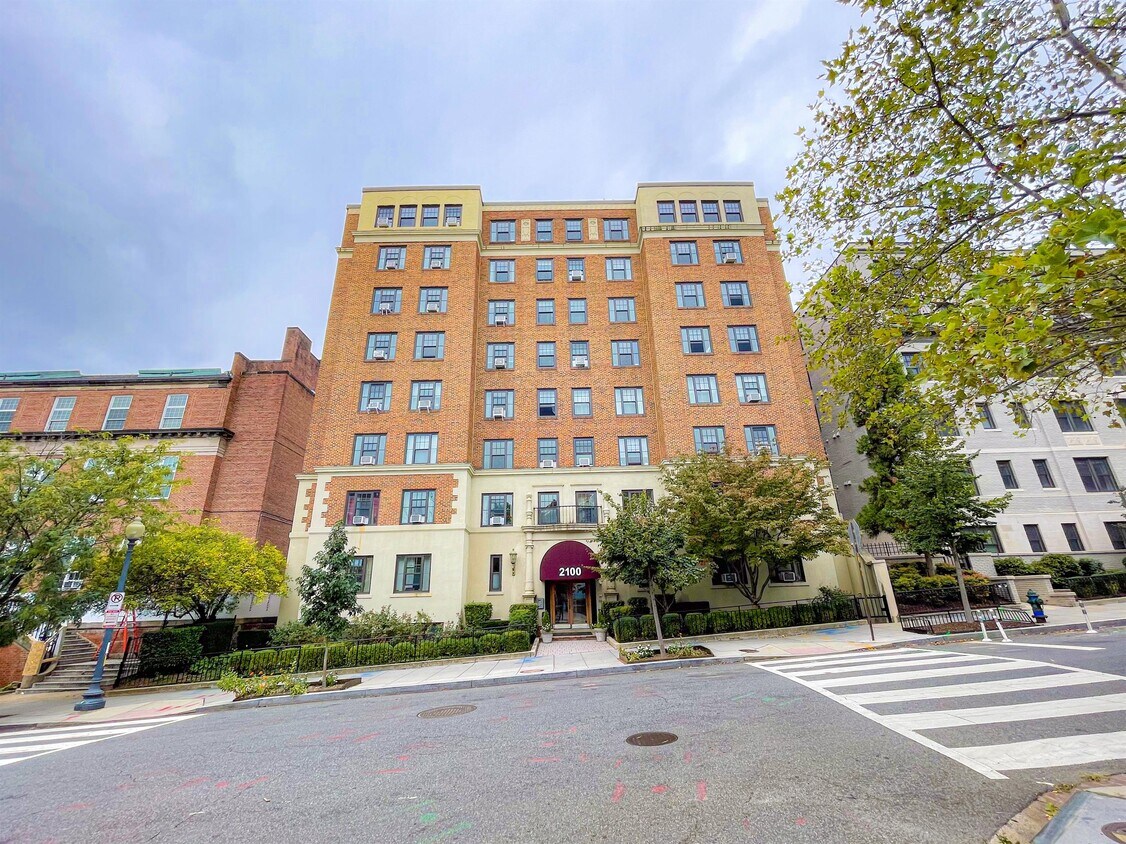 Primary Photo - 2100 19th St NW