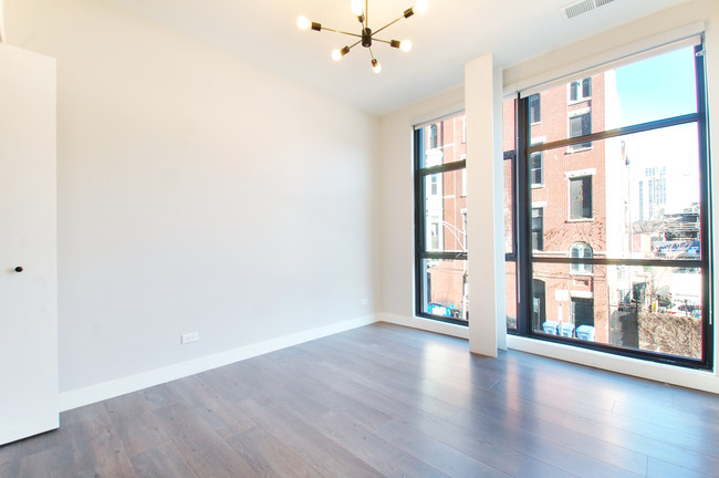 Foto del edificio - 1550 N Wieland St