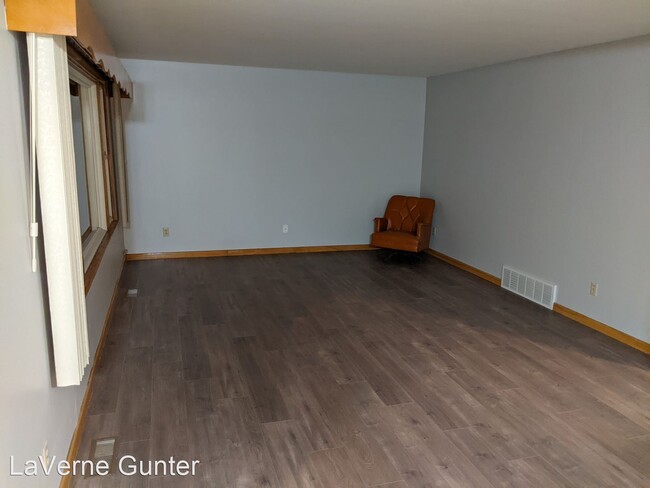 Building Photo - 4 br, 2 bath House - 6060 150th ave ne