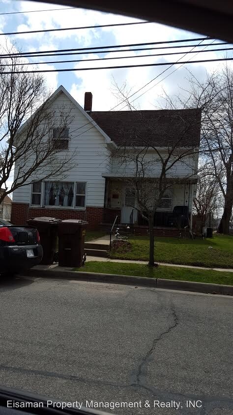 Primary Photo - 614 Dowling St