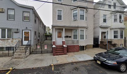Primary Photo - 265 Walnut St