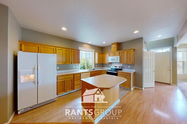Foto del edificio - 3 Bedroom, 2 Bath House in Olympia!